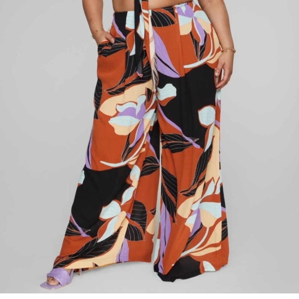 Fashion To Figure Gabi Fresh Wide Leg Pants Tropical Print Size 0 (XL) NWT
